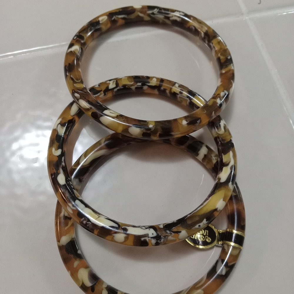Joan Rivers Bangle Bracelets - Picture 3 of 4